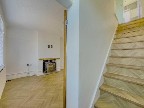 2 bed Semi-Detached for sale Image 9