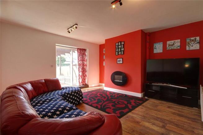 Living Room Pic 3