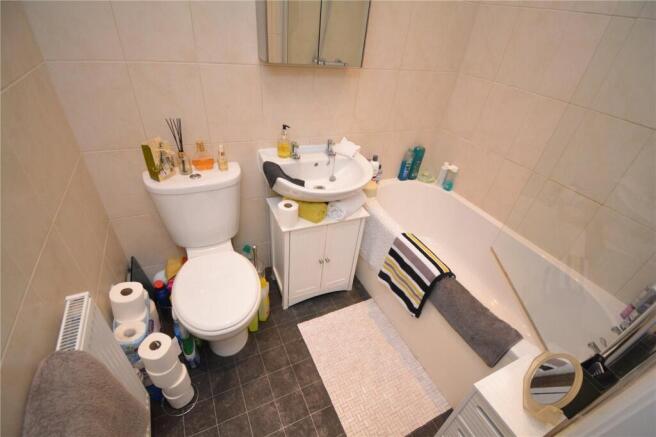 2 bed Apartment for sale Image 7