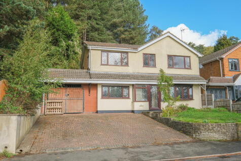 61 Rugeley Road, Hazel Slade, Cannock, WS12 0PQ
