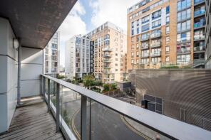 10, 4 Empire Reach, Dowells Street, London SE10 9EB