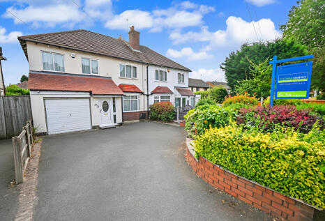 Codsall Road, Tettenhall, Wolverhampton, WV6 9ED