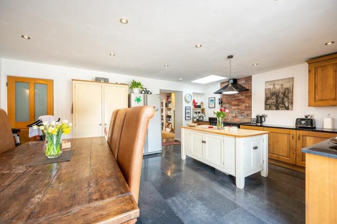 Kitchen/dining room