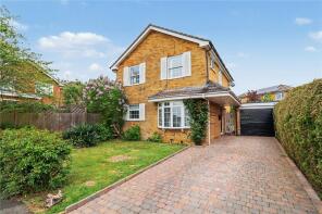 7, Chesterton Close, East Grinstead RH19 4BE