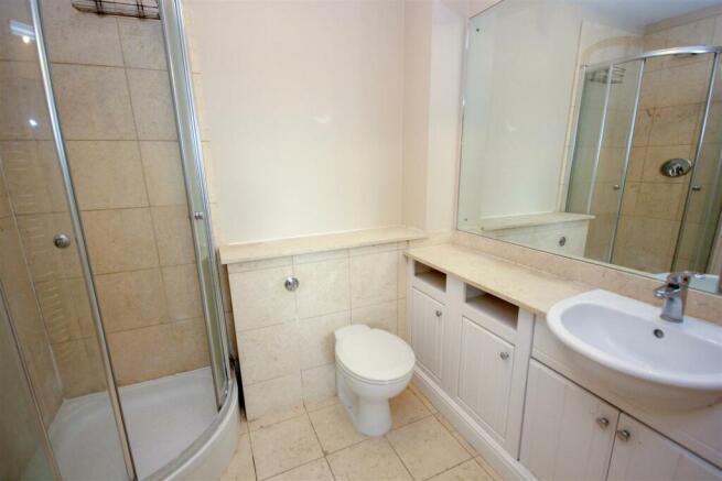 Ensuite.jpg