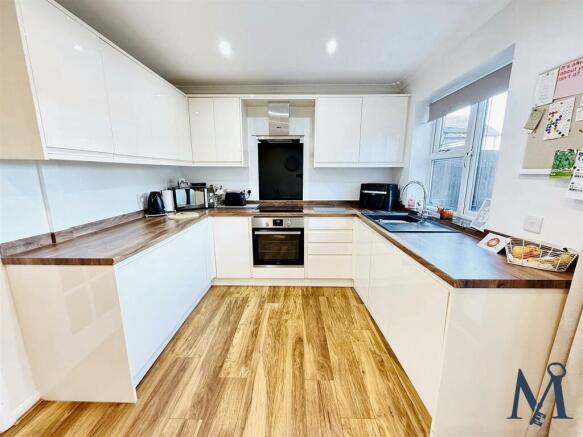 Kitchen Diner