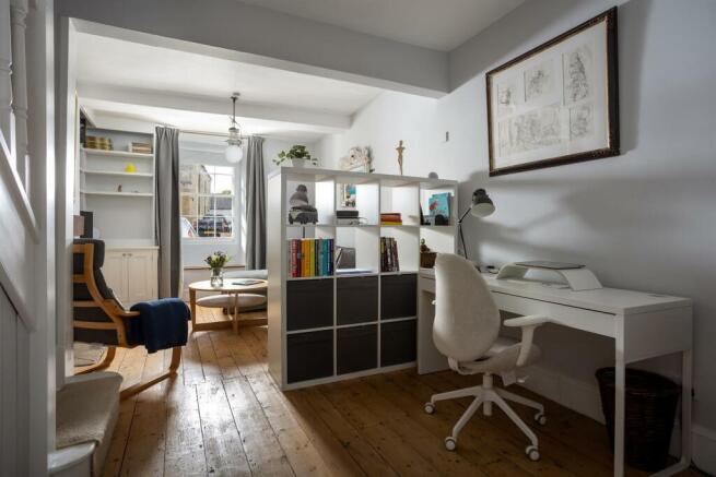 13 - 22 Gloucester Street - GL7 2DG - Web.jpg