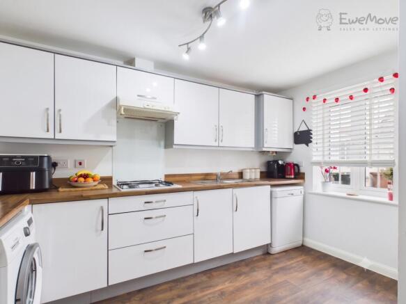 Kitchen 1