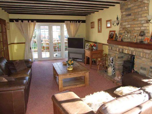 Sitting Room 1-2