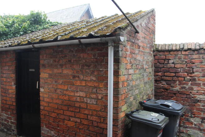 Brick Store