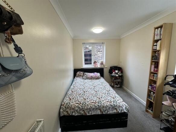 Queen Crescent B1.jpeg