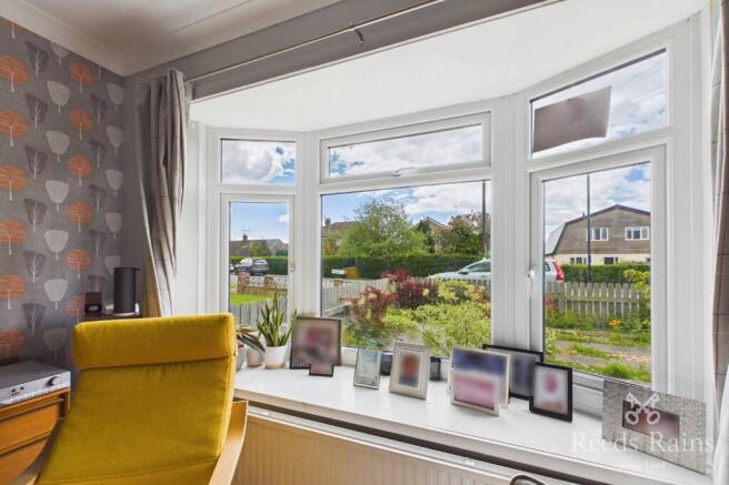 3 bed Bungalow for sale Image 8