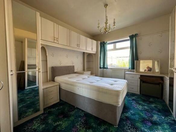 main bedroom.jpg