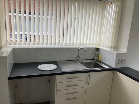 KITCHEN 3.jpg
