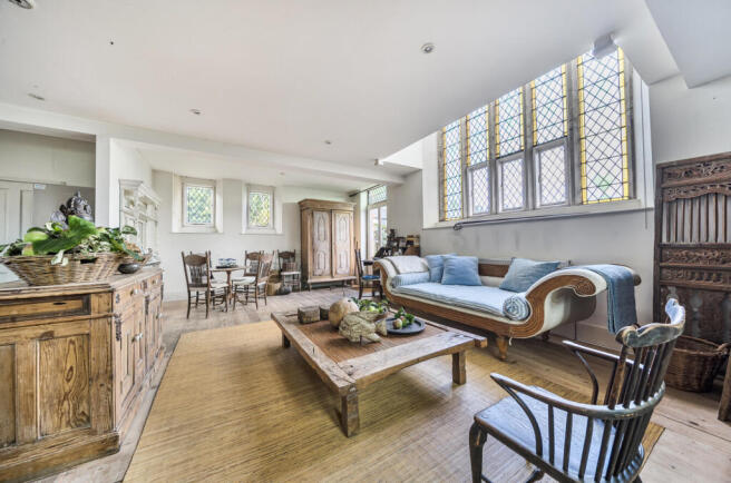 1357933-9-68d40df...