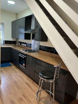 FLAT2-43 BRIGHTON GROVE MANCHESTER