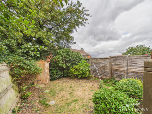 CAM03218G0-PR1139-STILL014