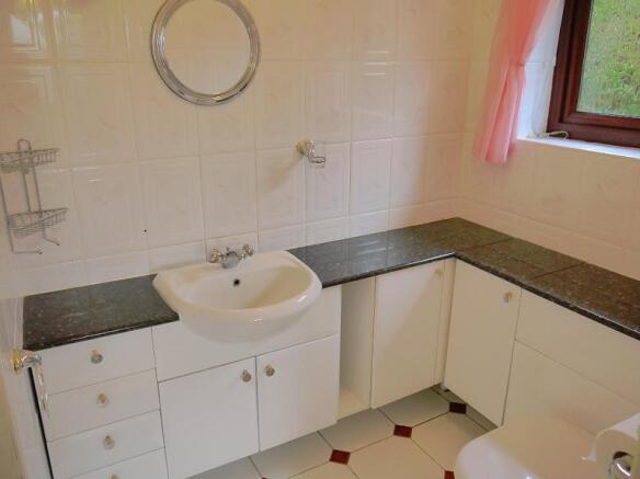 Ensuite