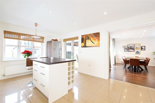 Kitchen/Breakfast