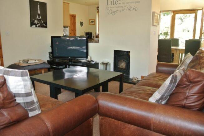 Lounge aspect 2