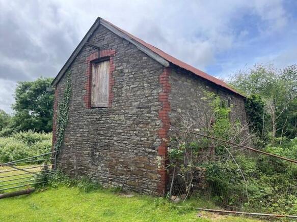 Glyn Gwyn Farm, Trethomas, Caerphilly - View 3