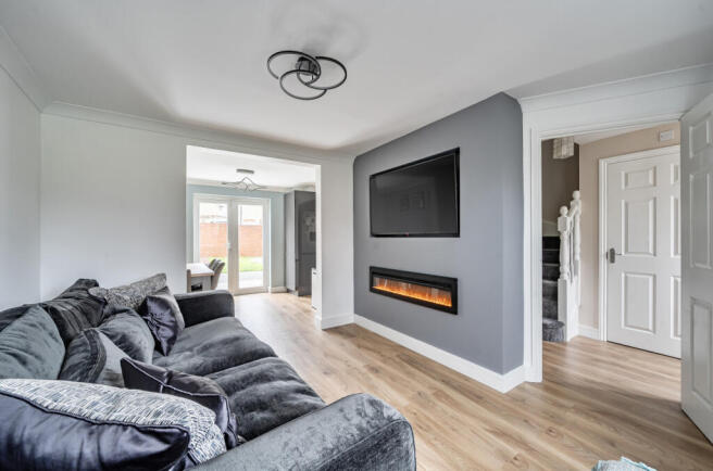 1407492-17-6984a4...