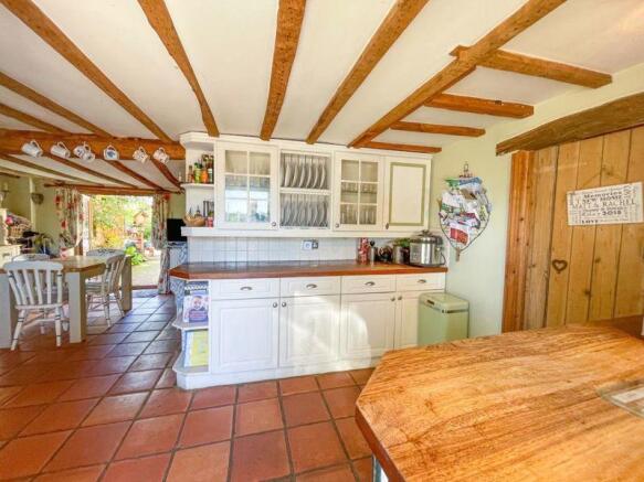 Kitchen/Breakfast Area 