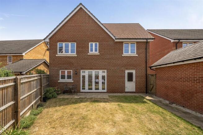 8 Deerhurst