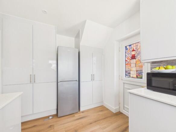 3 bed Semi-Detached for sale Image 7