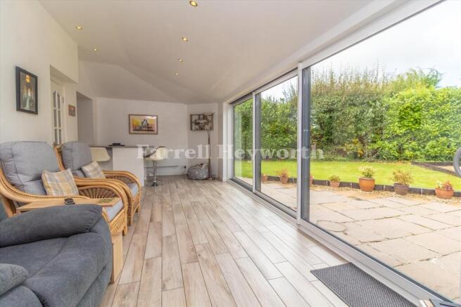 Garden Room image 2