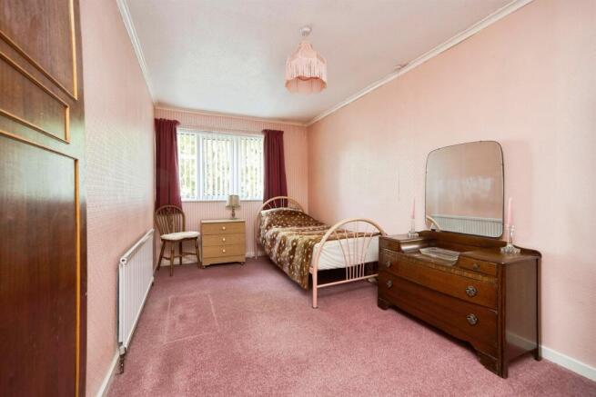 4 bed Semi-Detached for sale Image 9
