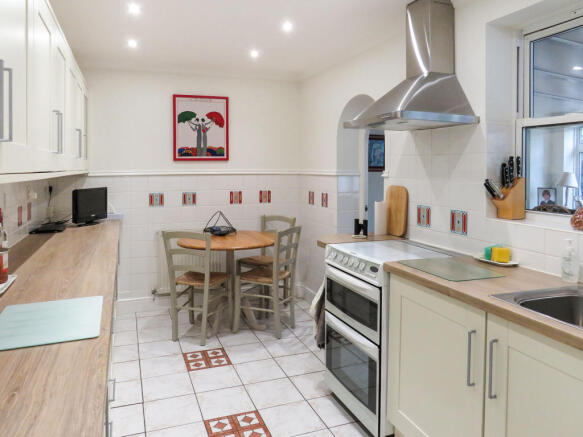 Kitchen / Breakfast Room