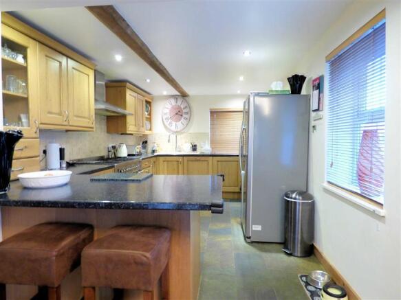Fitted Kitchen