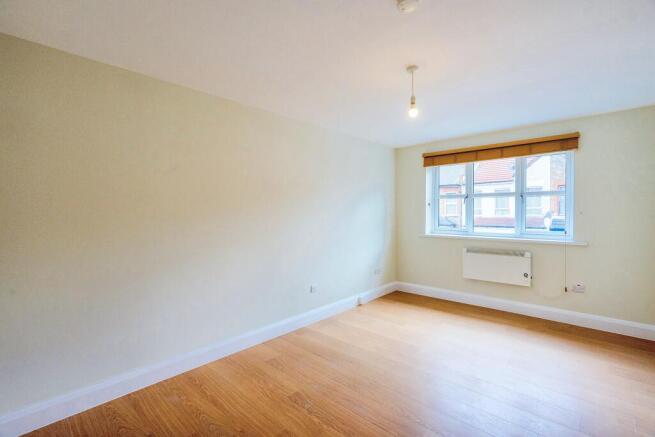 Flat 6, Read Court,1 Gandhi Close, Walthamstow, E17 8JX