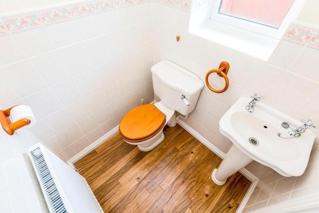 Cloakroom/WC