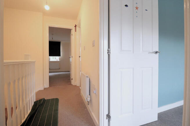 3 bed Semi-Detached for sale Image 9