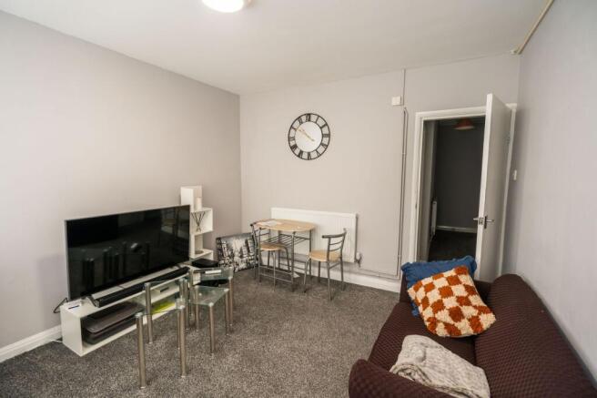 Living Room (2)