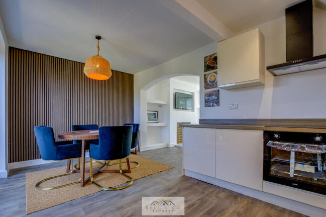 3 bed Semi-Detached for sale Image 7