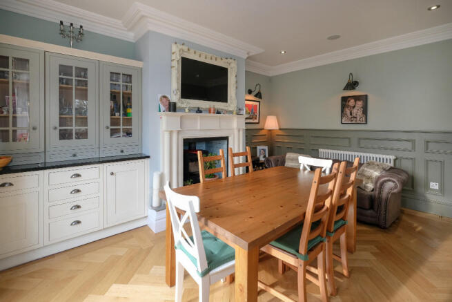 Dining kitchen