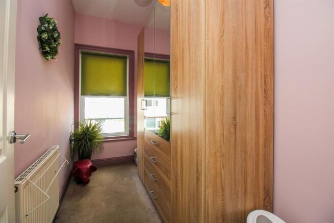 3 bed Terraced for sale Image 8