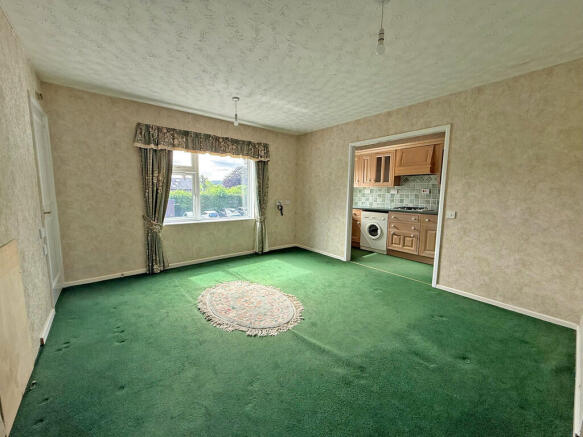 2 bed Apartment for sale Image 4