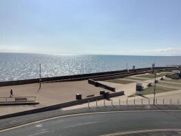 Flat 3, Promenade View, Marine Drive, Hornsea HU18 1NJ