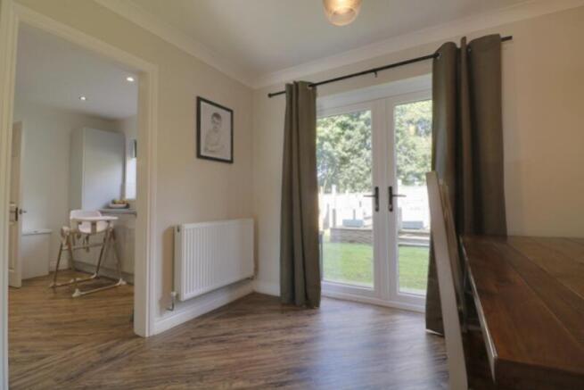 4 bed Detached for sale Image 7