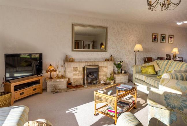 Living/Dining Room