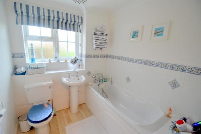 Family Bathroom/Wc