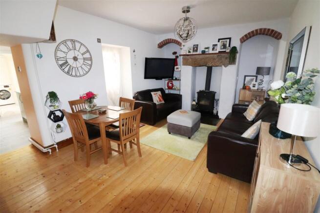 Dining Room.JPG