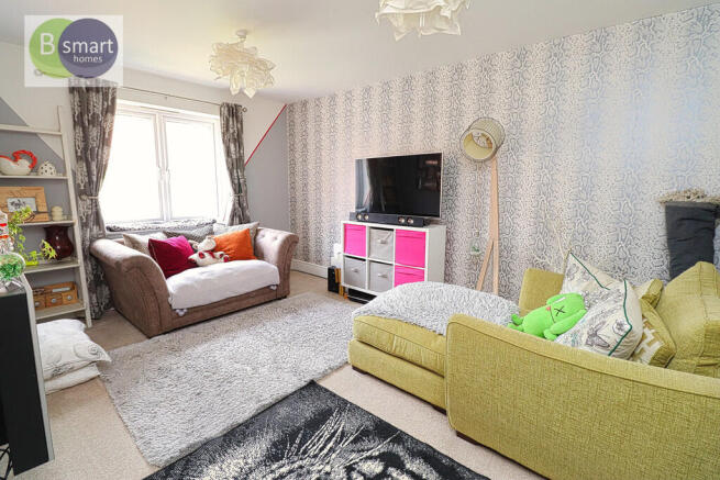 4 bed Semi-Detached for sale Image 10