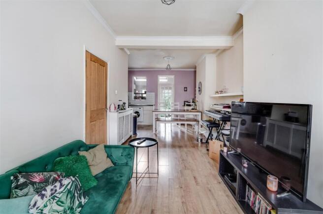 PARKLEIGH ROAD (10).jpg