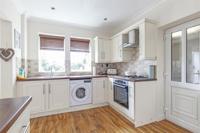 Kitchen-2.jpg