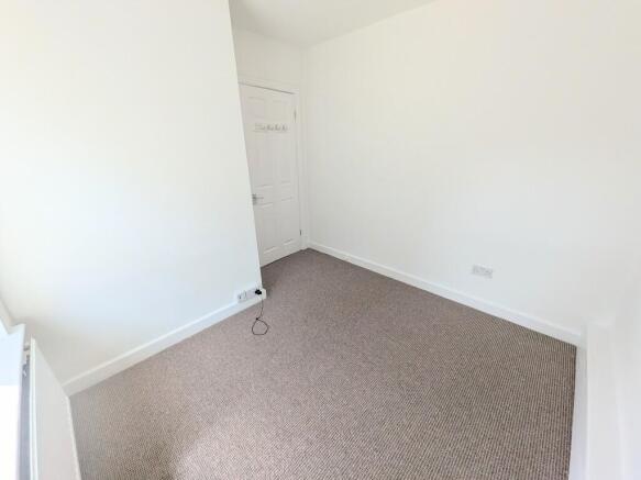 3 bed Not Specified to rent Image 10